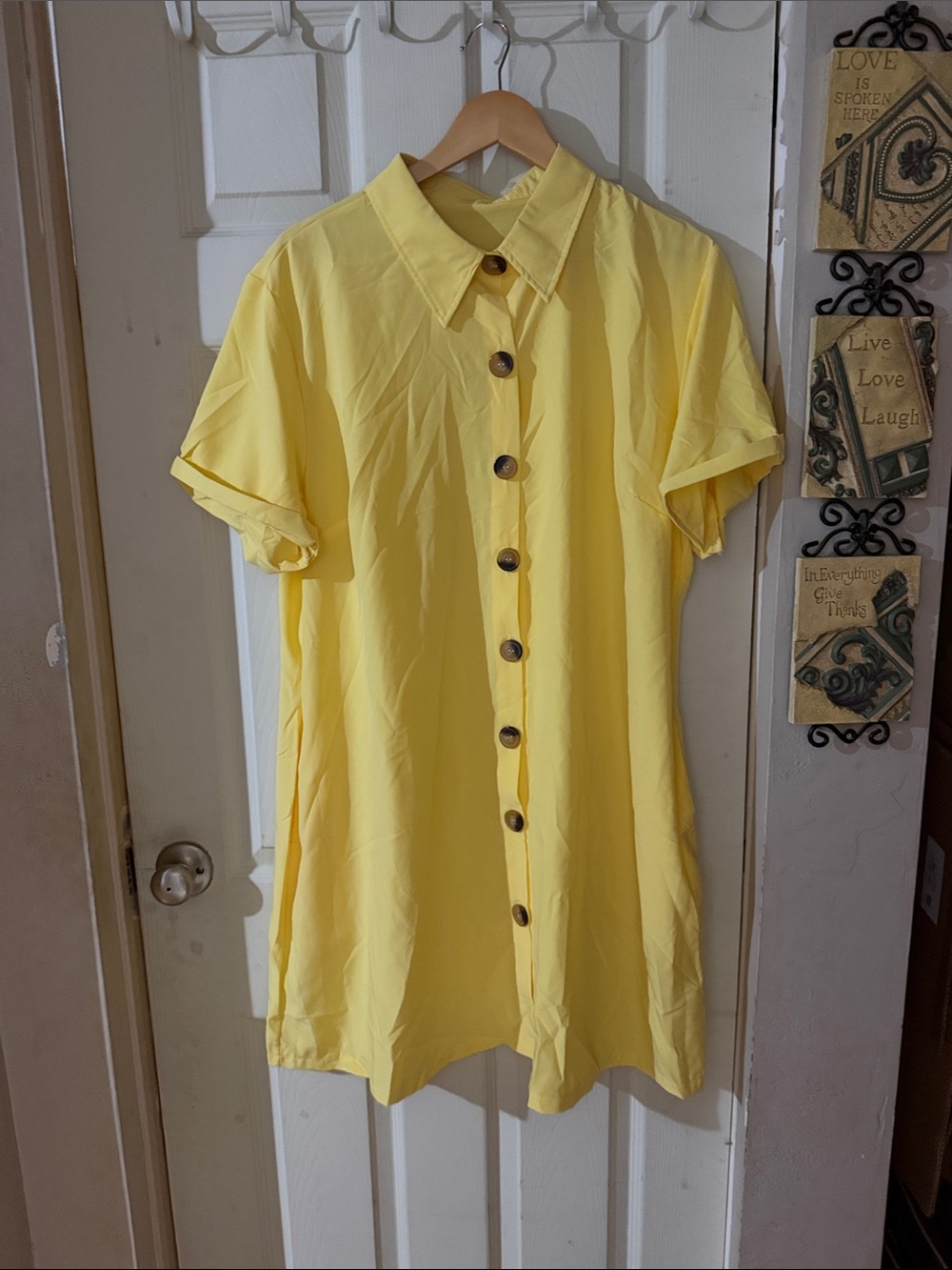 Short-Sleeve Yellow Button-Front Midi Dress